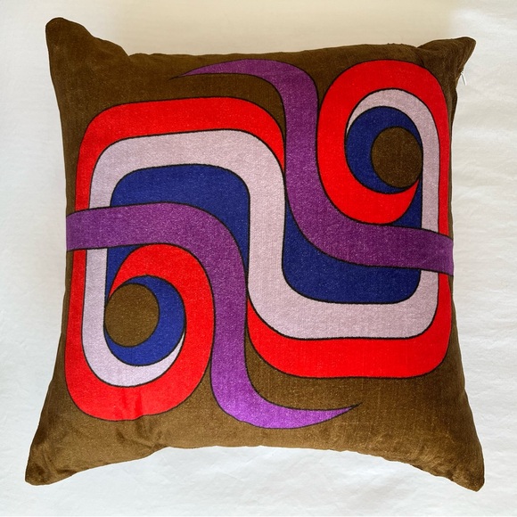 Jonathan Adler Other - Jonathan Adler 💙 NIB “Sold Out”  Madrid Supergraphic Pillow